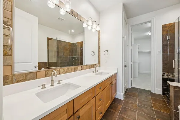 $439,500 | 643 Senda, Irving, TX 75039