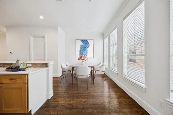 $439,500 | 643 Senda, Irving, TX 75039