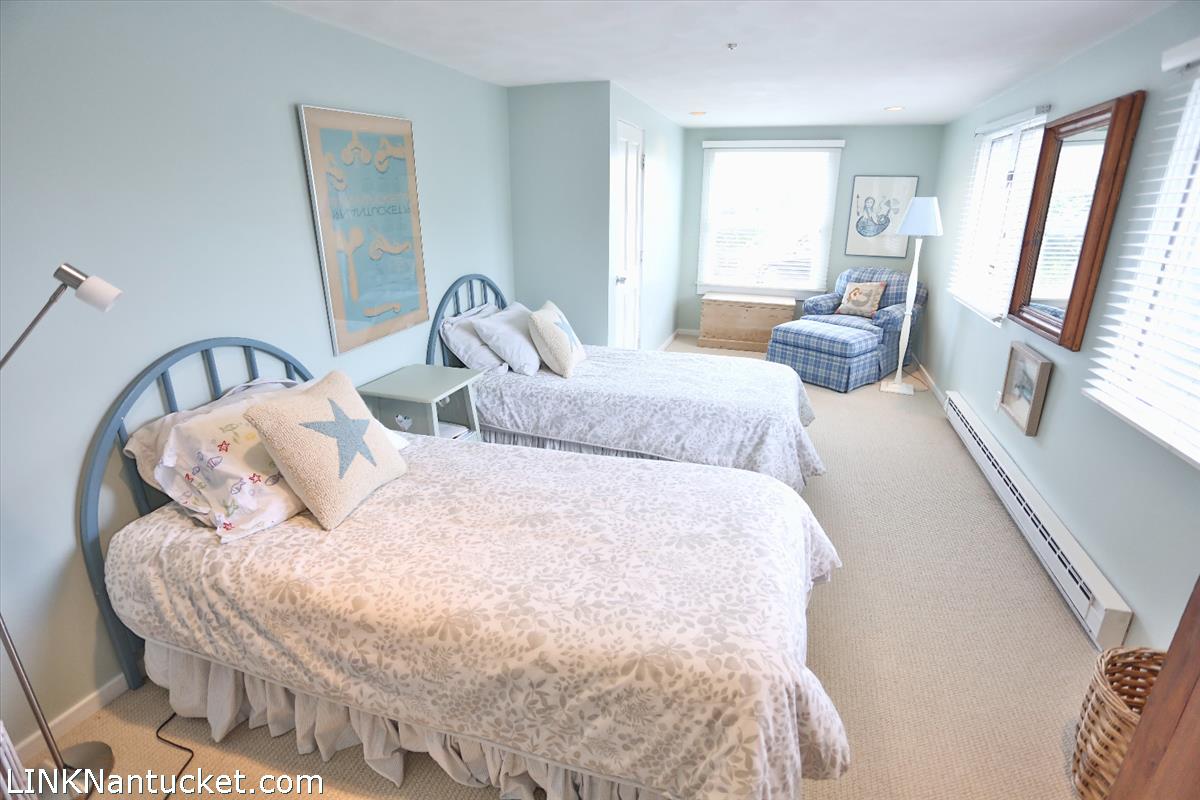 11 Sandsbury Road Nantucket, MA 02554 - Photo 10 of 15 Gallery Image 10