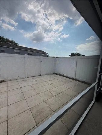 $1,800 | 1567 Blue Magnolia Road, Brandon, FL 33510