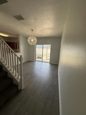 $1,800 | 1567 Blue Magnolia Road, Brandon, FL 33510