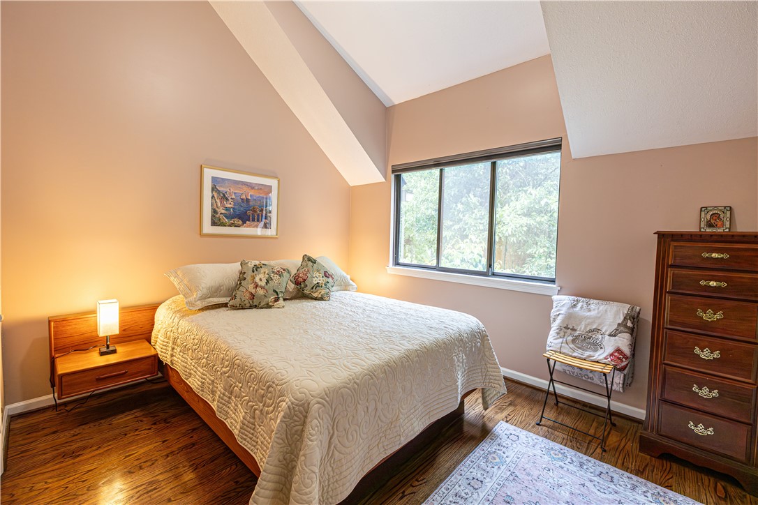 957 East Avenue Rochester, NY 14607 - Photo 21 of 27