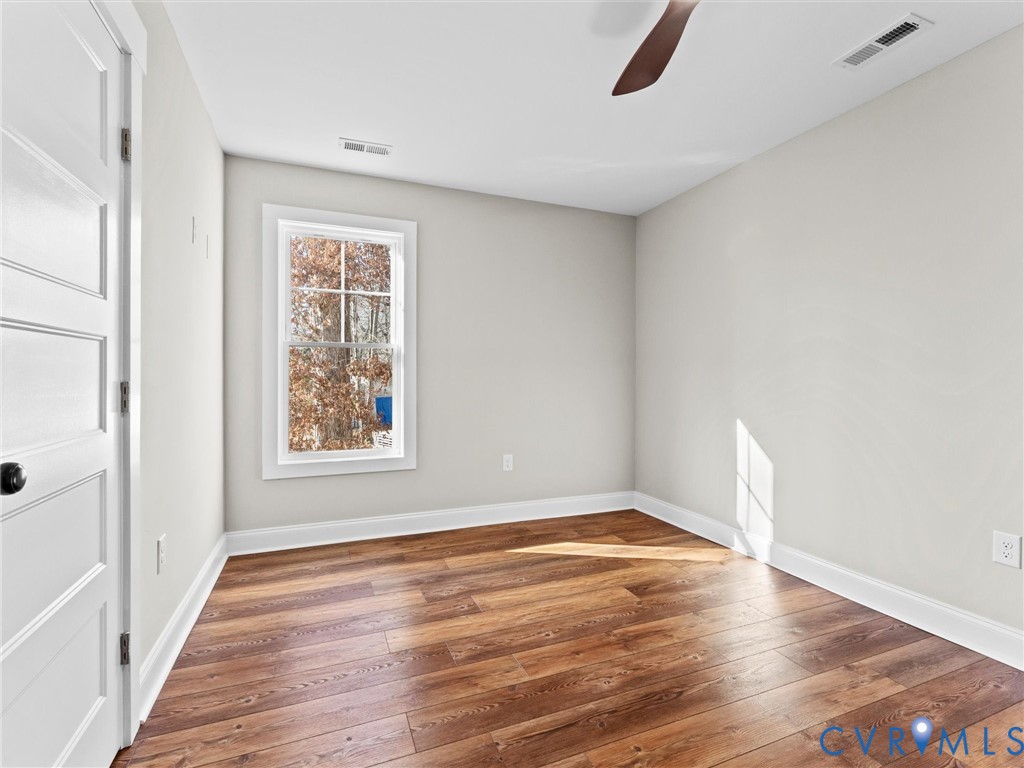 13335 Happy Hill Road Chester, VA 23831 - Photo 14 of 31