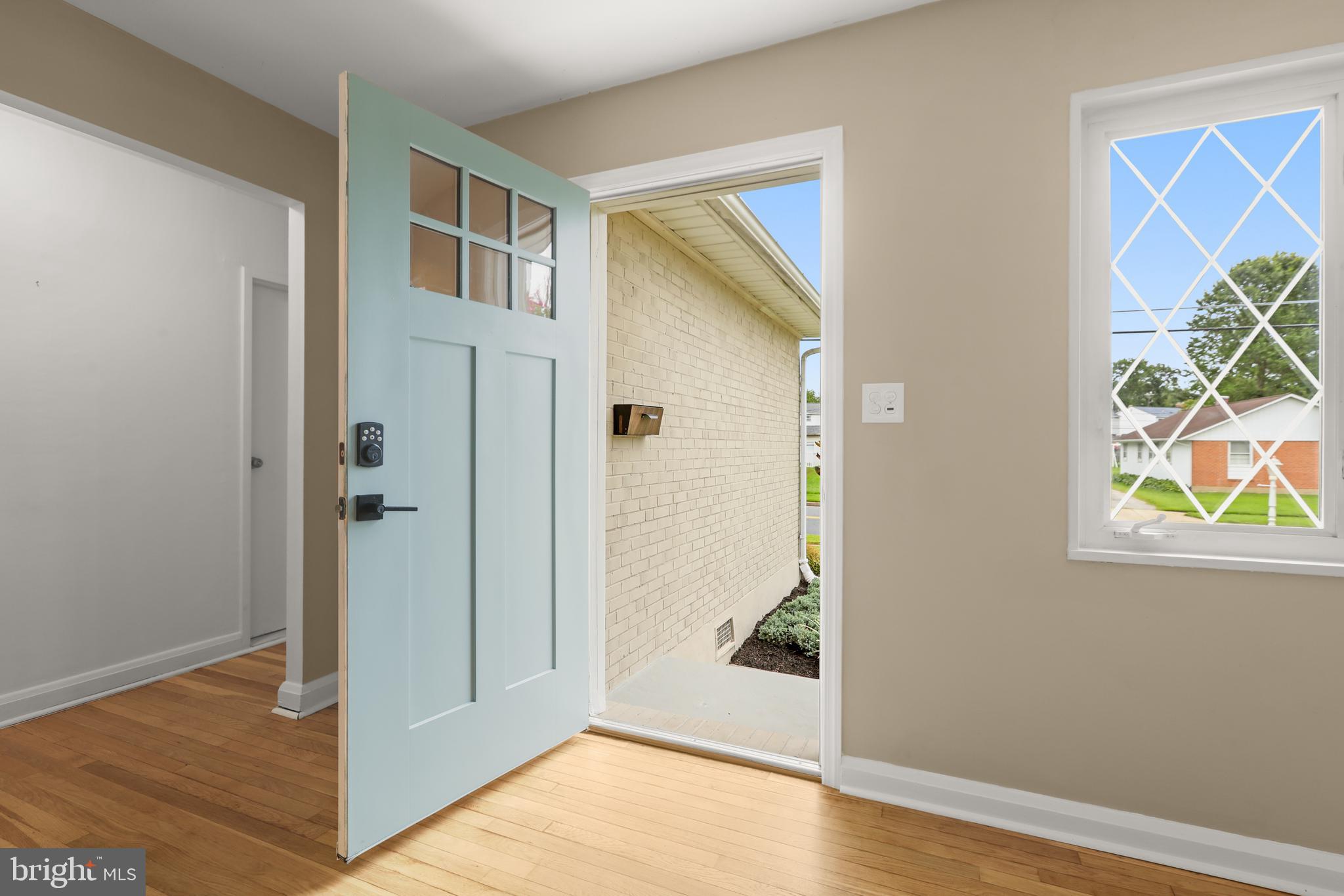 8326 Old Harford Road Baltimore, MD 21234 - Photo 3 of 30 Gallery Image 3