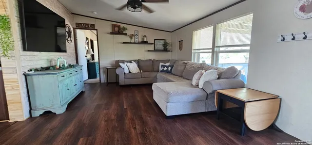 $289,000 | 275 W Trail, Pleasanton, TX 78064