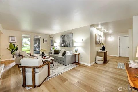 $664,900 | 13820 Northeast 65th Street, Unit 534, Redmond, WA 98052