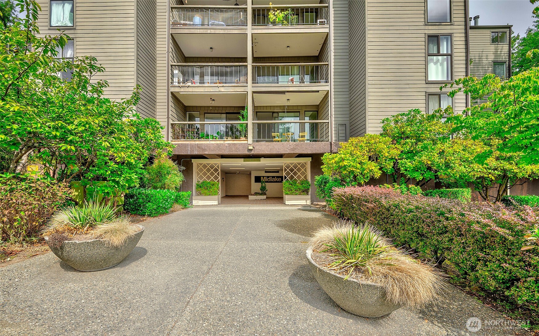 13820 Northeast 65th Street, Unit 534 Redmond, WA 98052 - Photo 18 of 39
