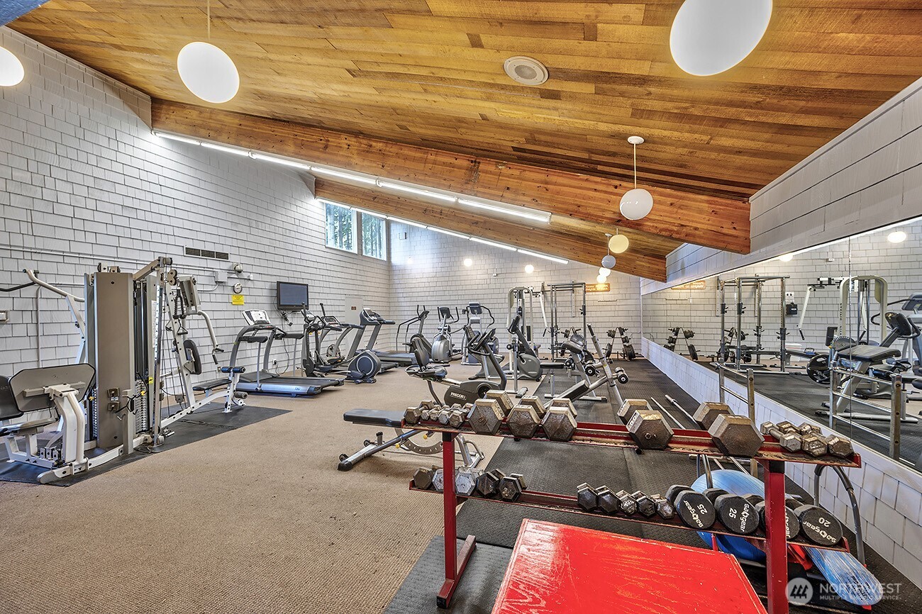 13820 Northeast 65th Street, Unit 534 Redmond, WA 98052 - Photo 30 of 39