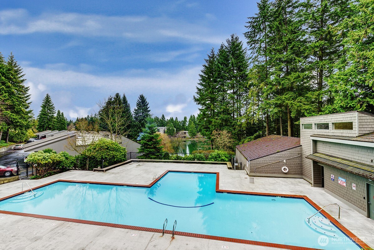 13820 Northeast 65th Street, Unit 534 Redmond, WA 98052 - Photo 36 of 39