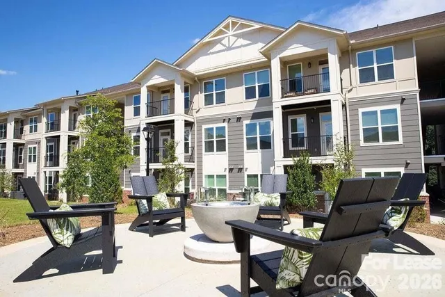 $1,976 | 102 Kennedy Rdg Way, Unit WILLIAM, Mooresville, NC 28115