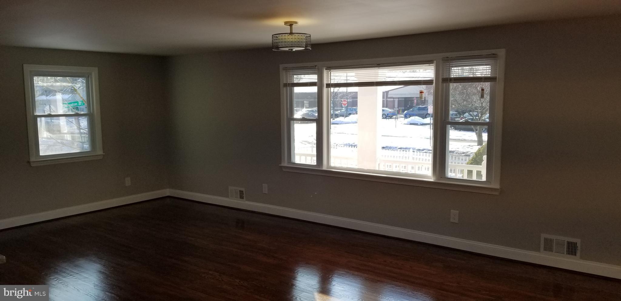 10903 Inwood Avenue Silver Spring, MD 20902 - Photo 3 of 28 Gallery Image 3