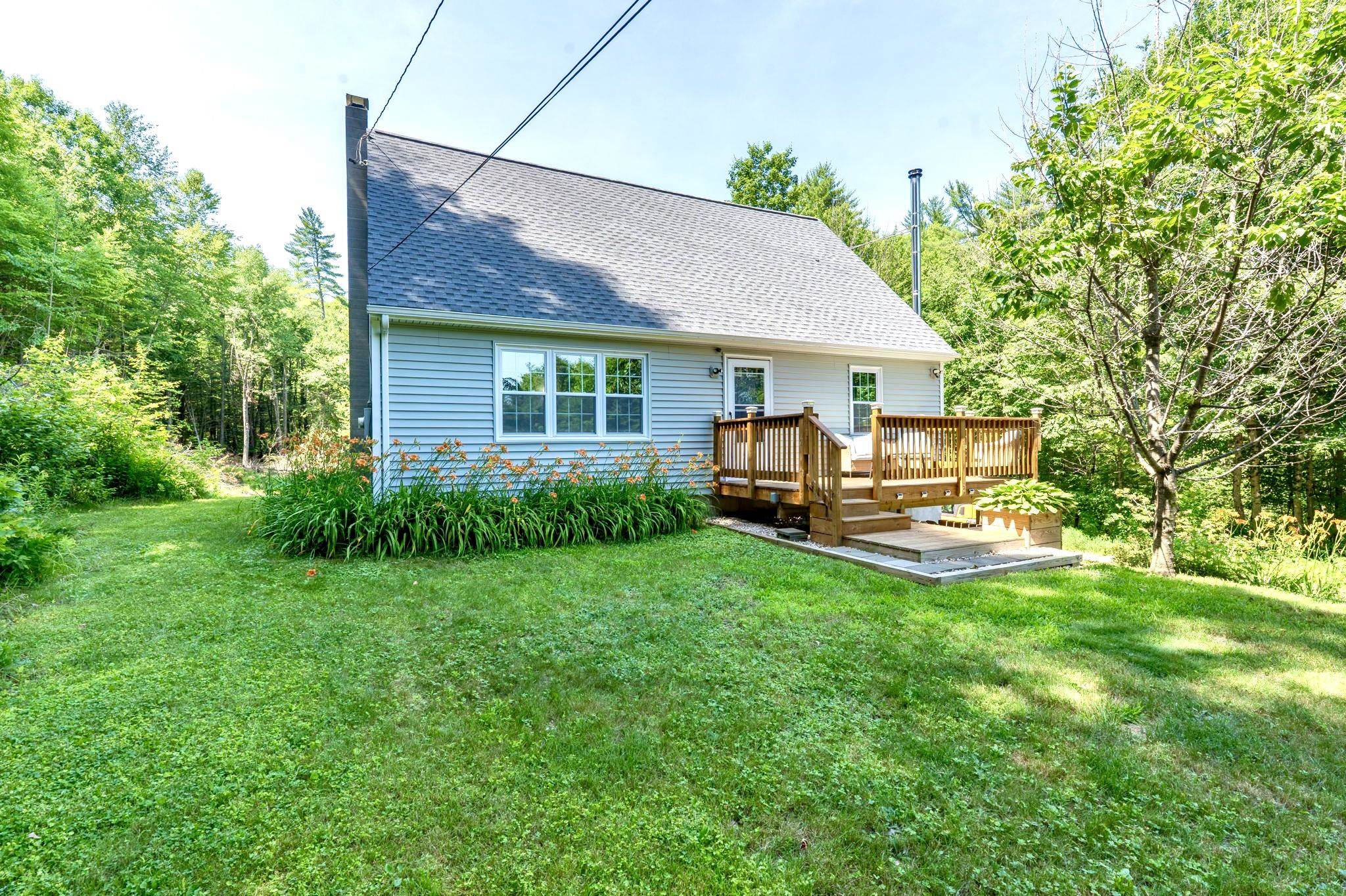 279 Weare Road New Boston, NH 03070 - Photo 5 of 50