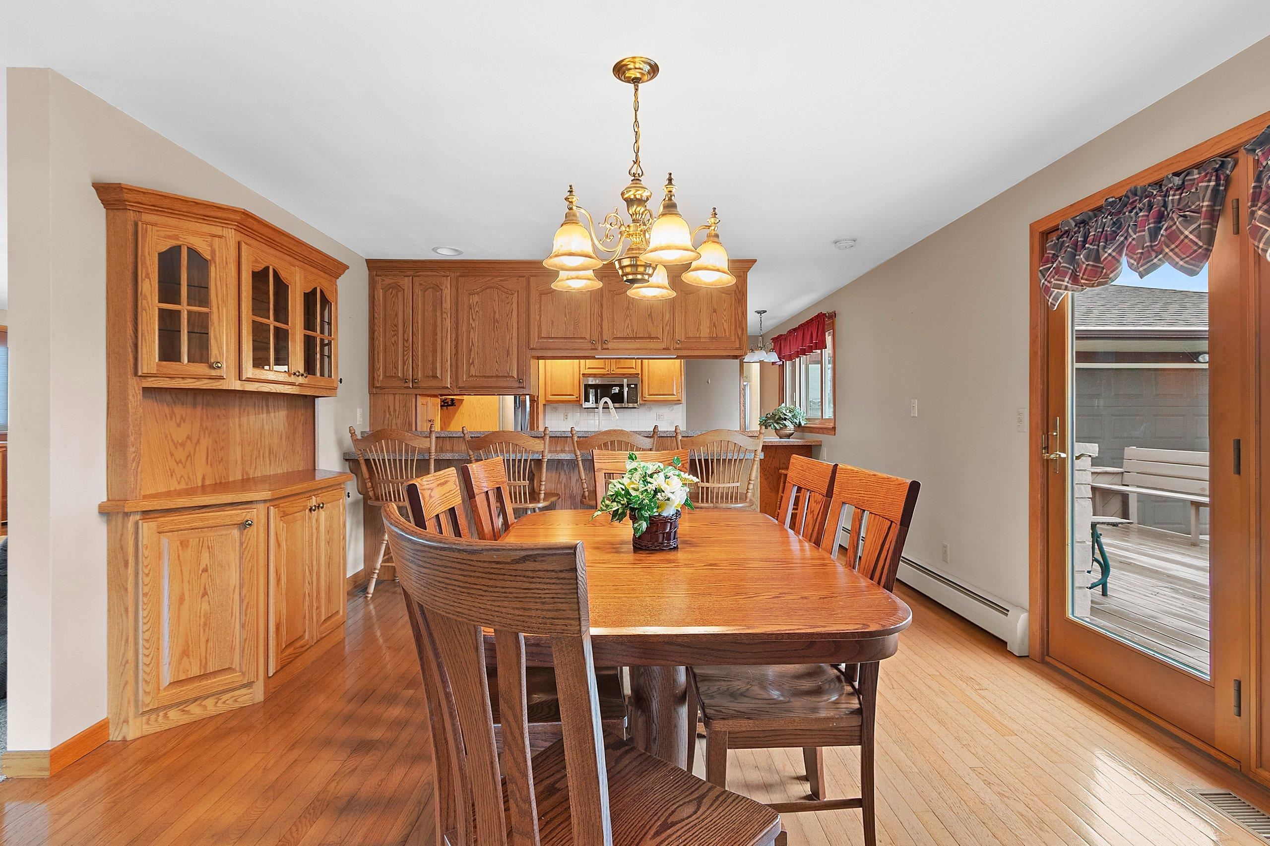 914 South Main Street Mishicot, WI 54228 - Photo 11 of 50