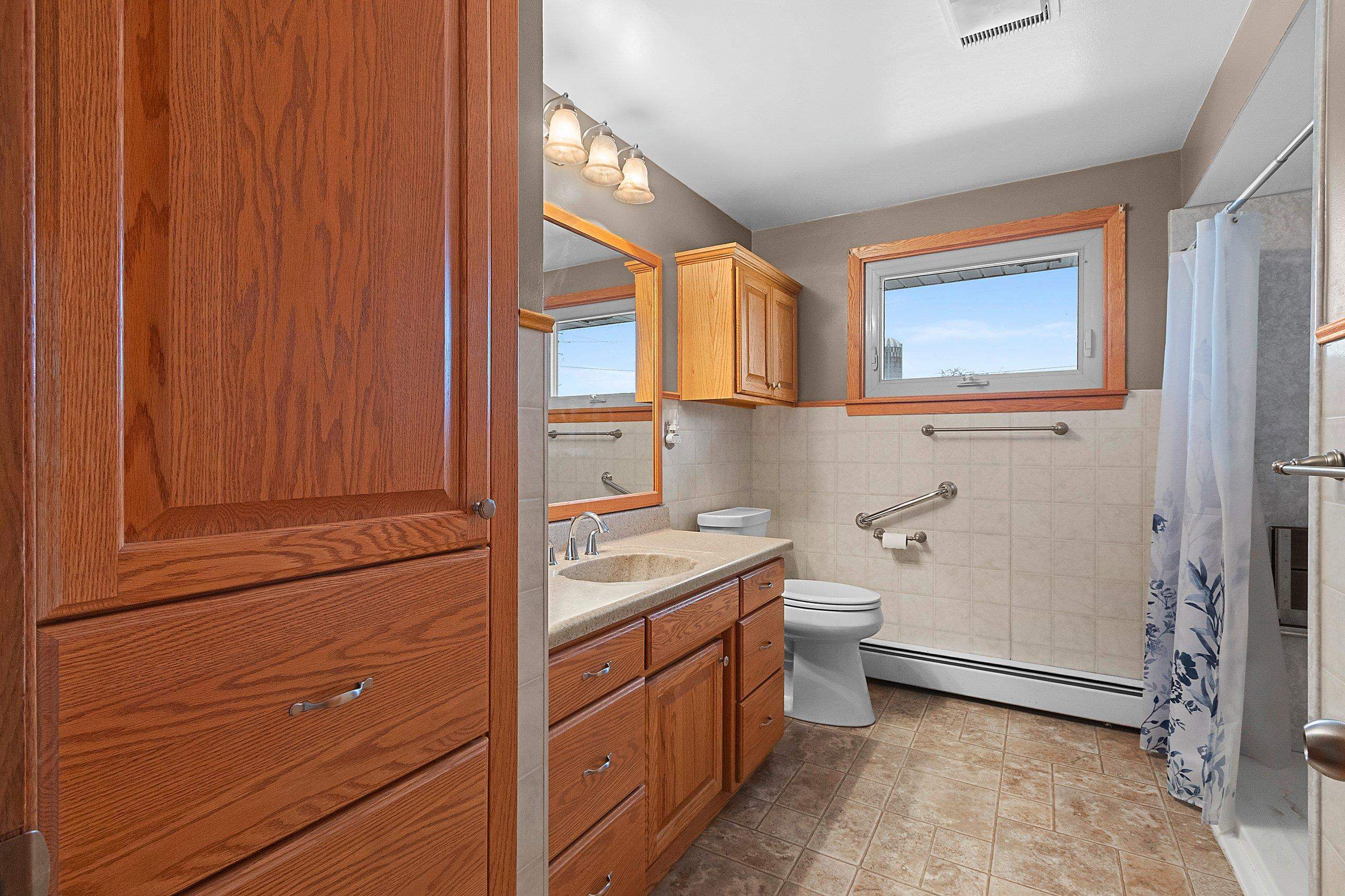 914 South Main Street Mishicot, WI 54228 - Photo 19 of 50