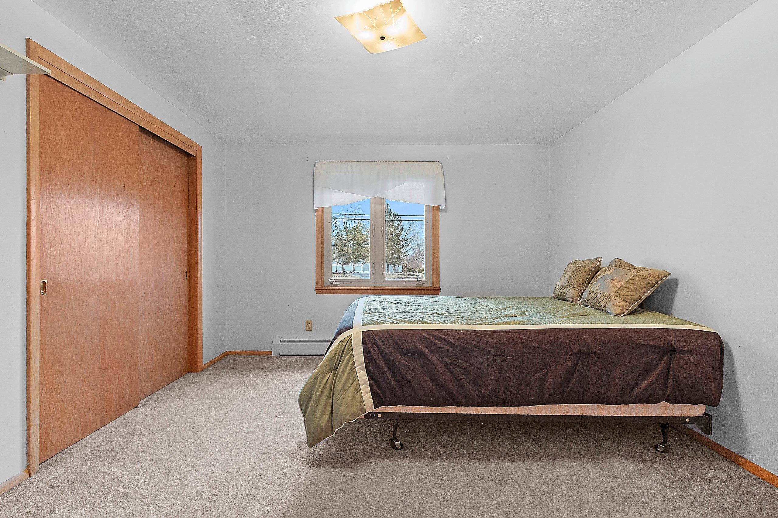 914 South Main Street Mishicot, WI 54228 - Photo 21 of 50