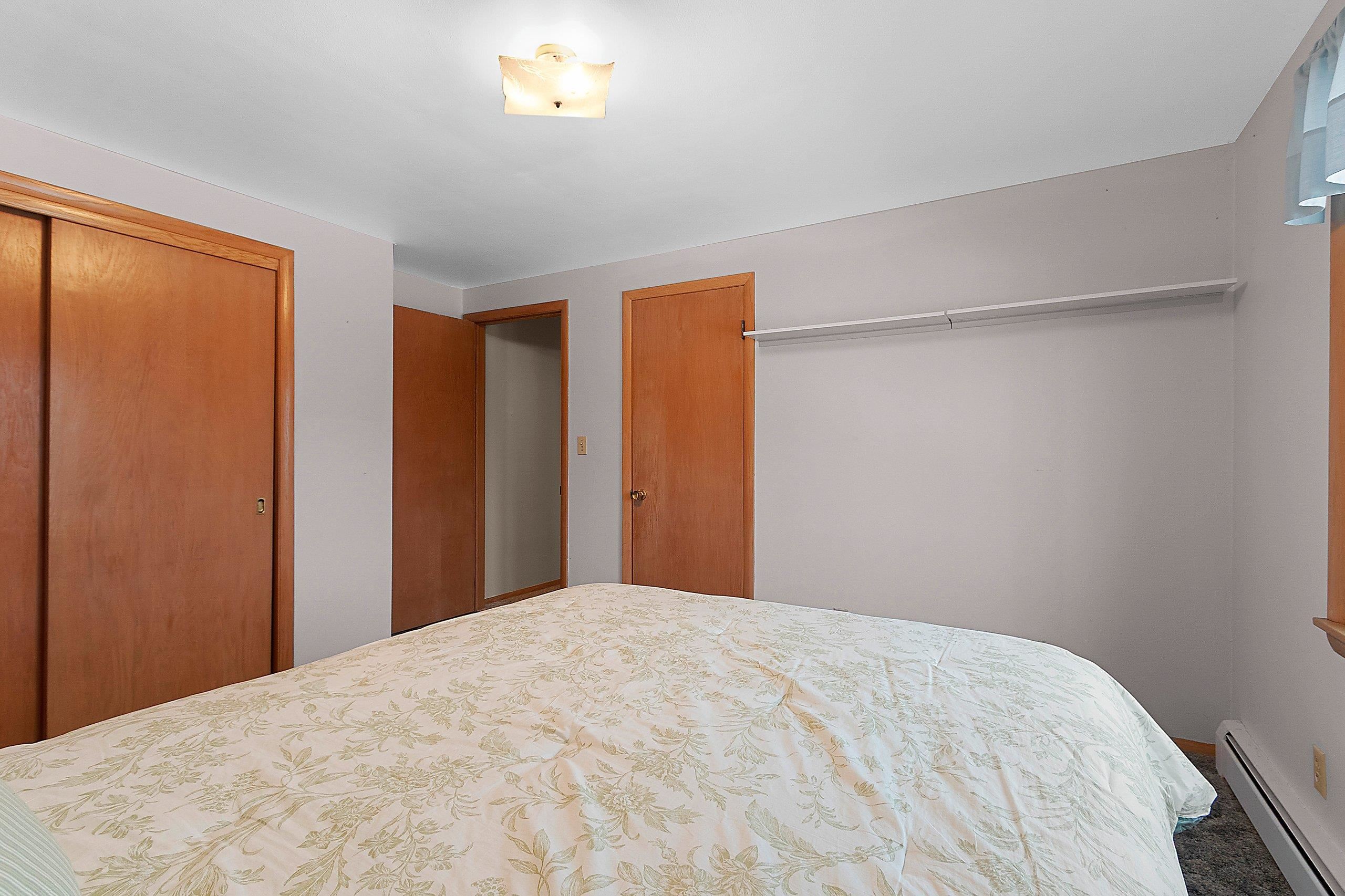 914 South Main Street Mishicot, WI 54228 - Photo 24 of 50