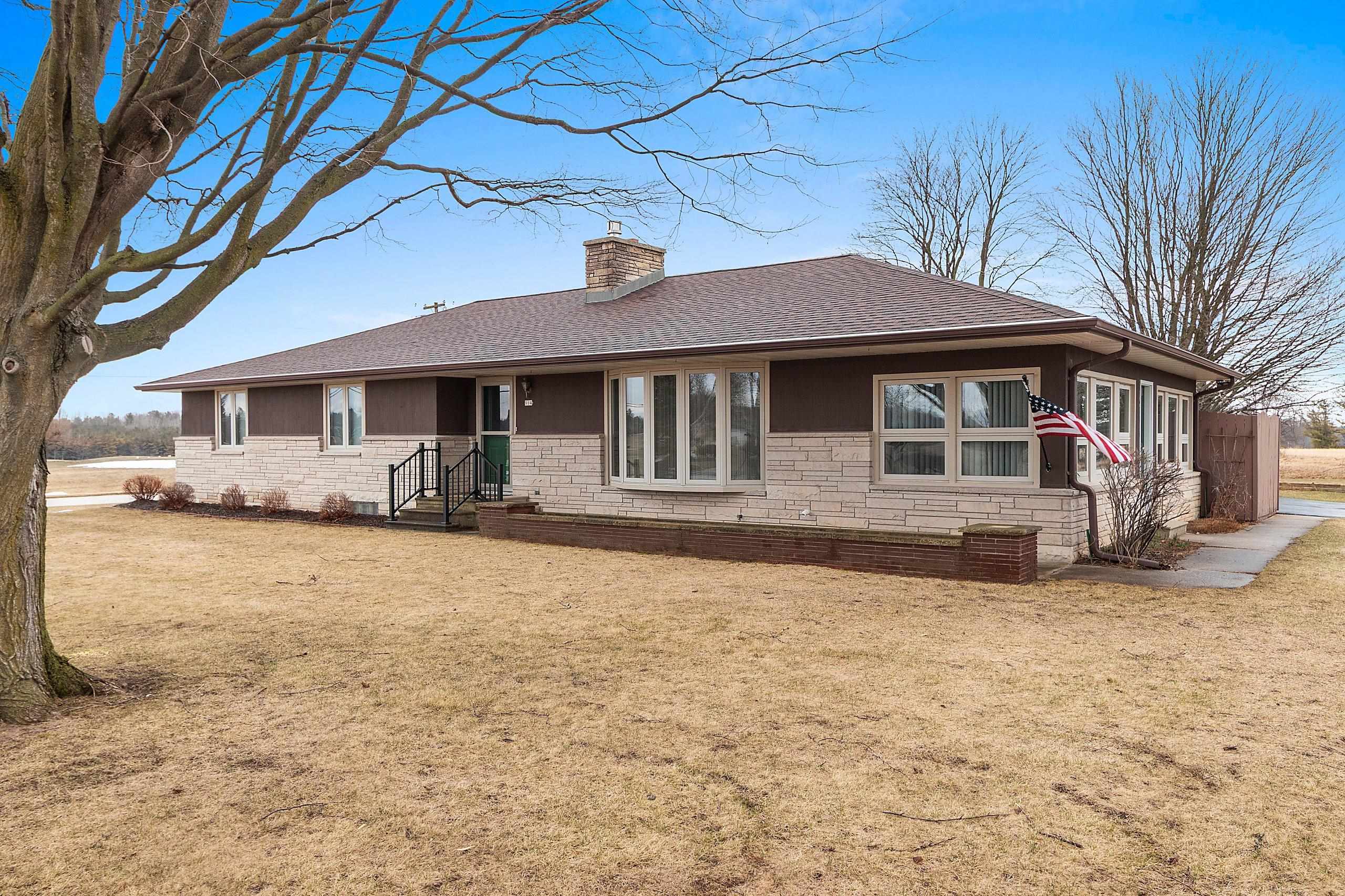 914 South Main Street Mishicot, WI 54228 - Photo 45 of 50