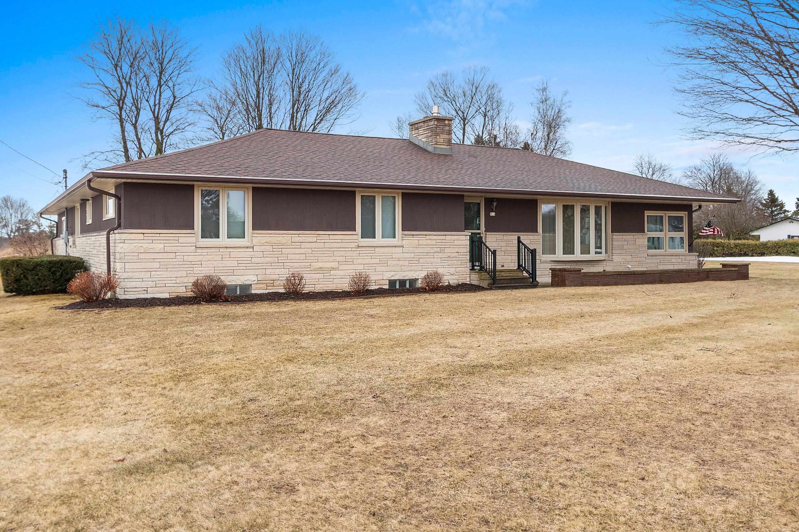 914 South Main Street Mishicot, WI 54228 - Photo 46 of 50