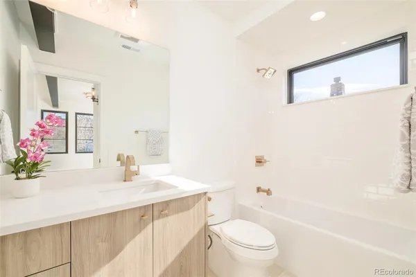 $2,995,000 | 415 South Williams Street, Denver, CO 80209