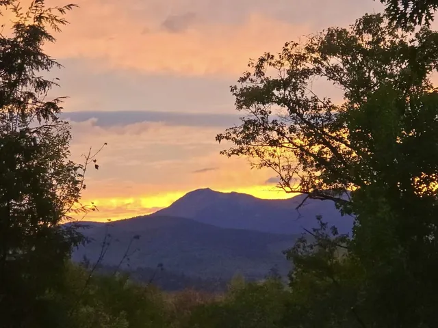 $919,000 | 177 Holly Ridge Lane, Conway, NH 03818