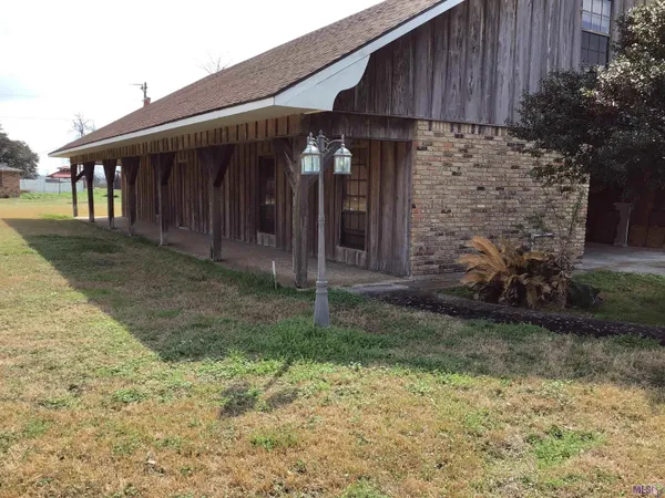 $360,000 | 13266 Ventress Road, Ventress, LA 70783