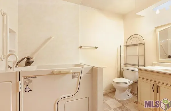 $360,000 | 13266 Ventress Road, Ventress, LA 70783