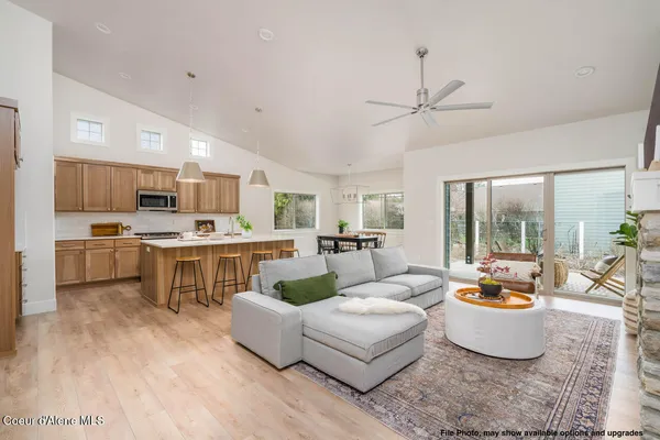 $1,006,200 | 981 East Steeple Chase Road, Hayden, ID 83835