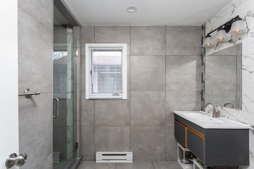 201 Crossfield Road Franklin, MA 02038 - Photo 23 of 46