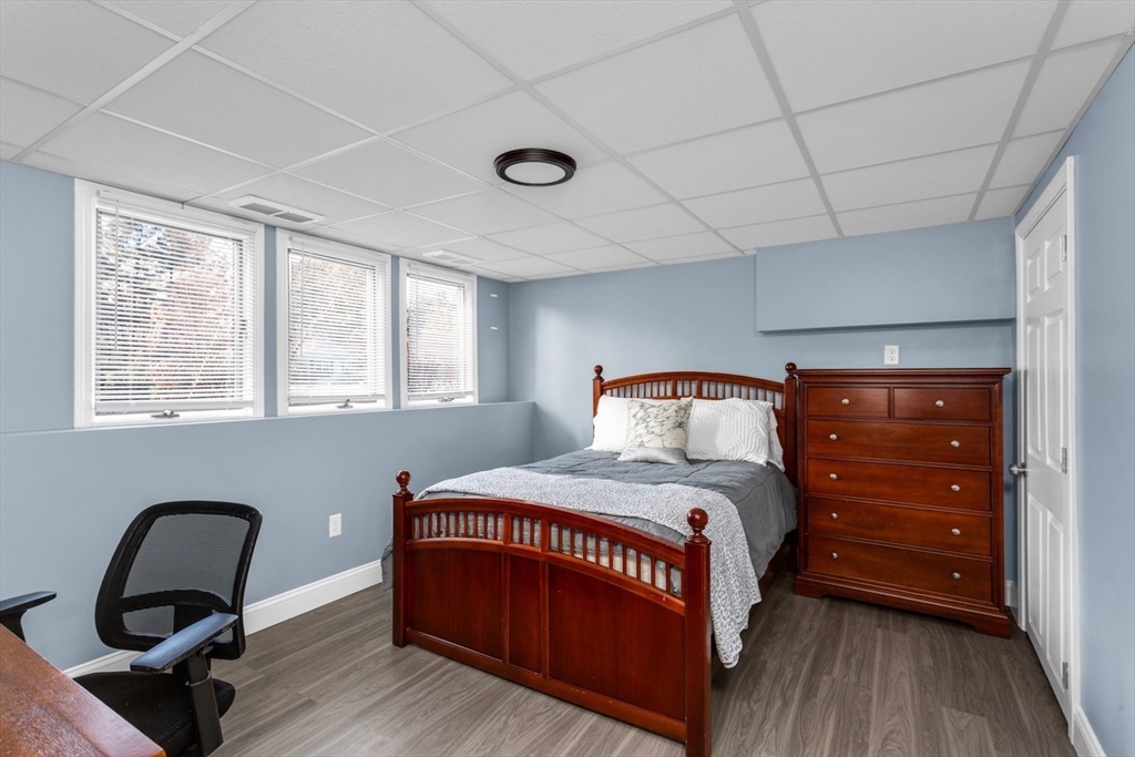 201 Crossfield Road Franklin, MA 02038 - Photo 33 of 46