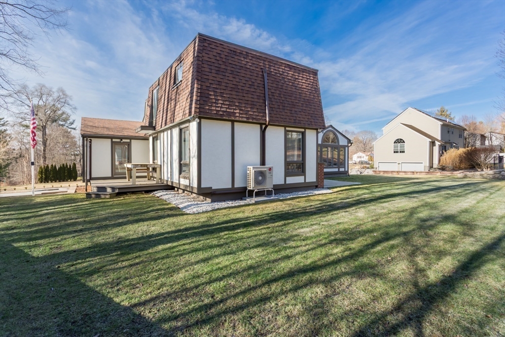 201 Crossfield Road Franklin, MA 02038 - Photo 39 of 46