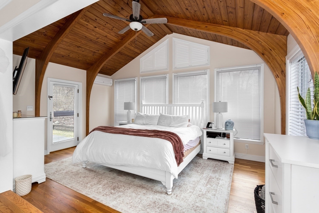 201 Crossfield Road Franklin, MA 02038 - Photo 6 of 46