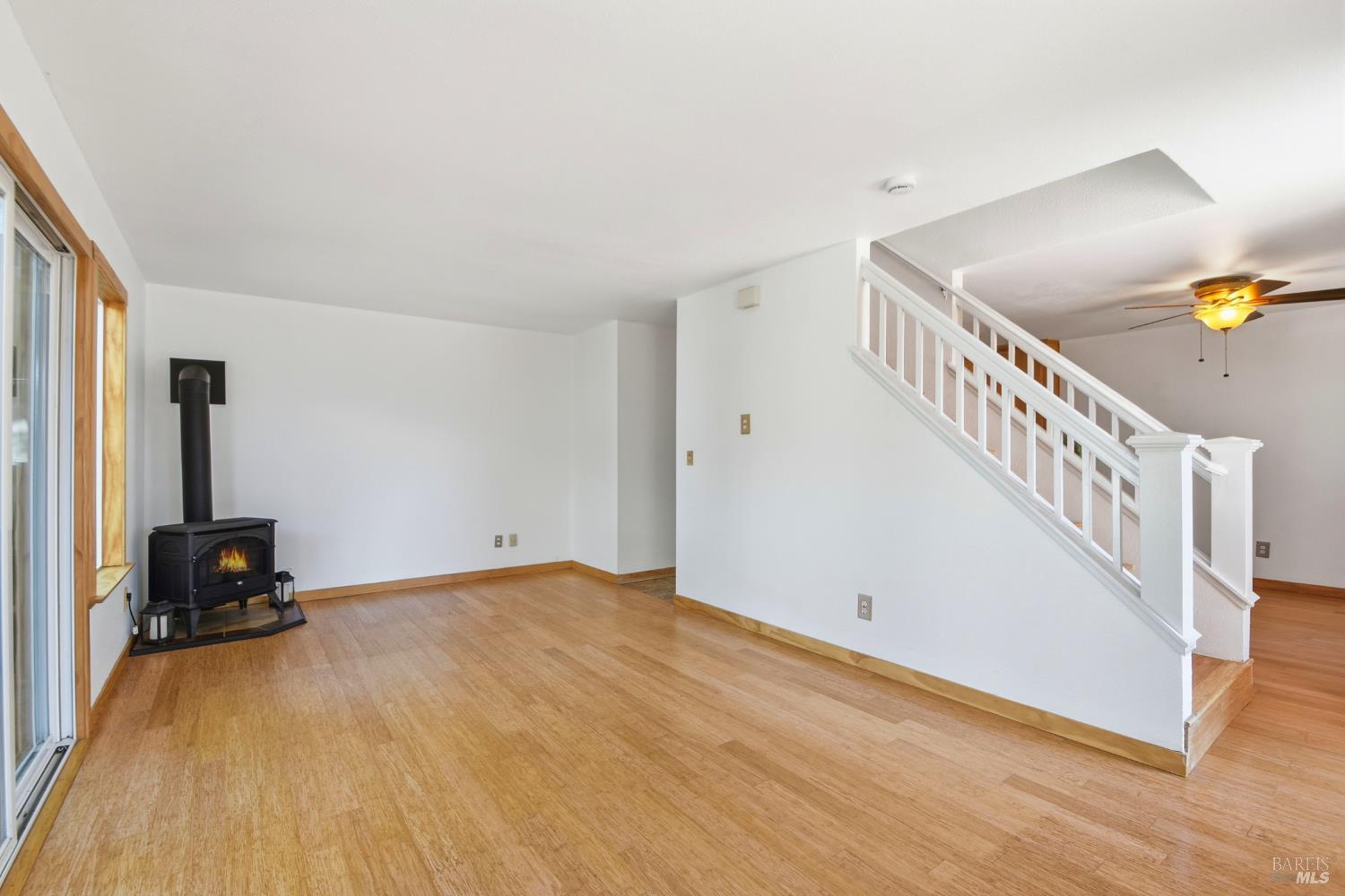 930 Kingwood Street Santa Rosa, CA 95401 - Photo 11 of 28