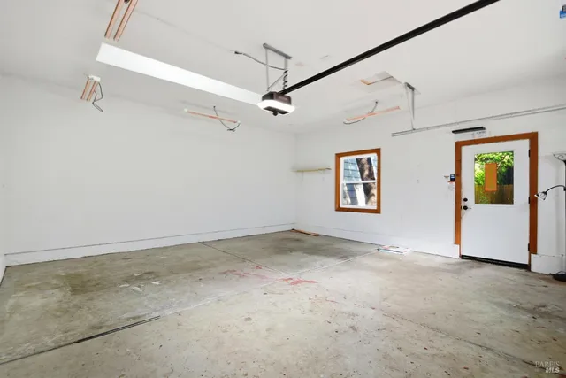 a view of a window in an empty room