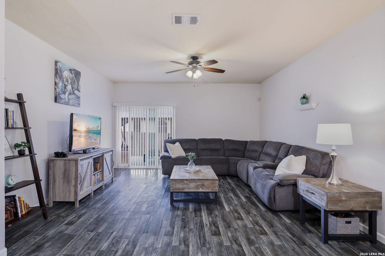 732 Hollow Ridge Schertz, TX 78108 - Photo 15 of 26