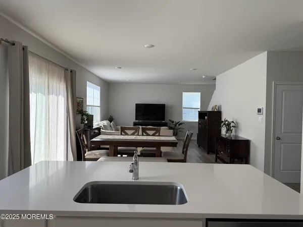 $3,900 | 13 Outsail Avenue, Barnegat, NJ 08005