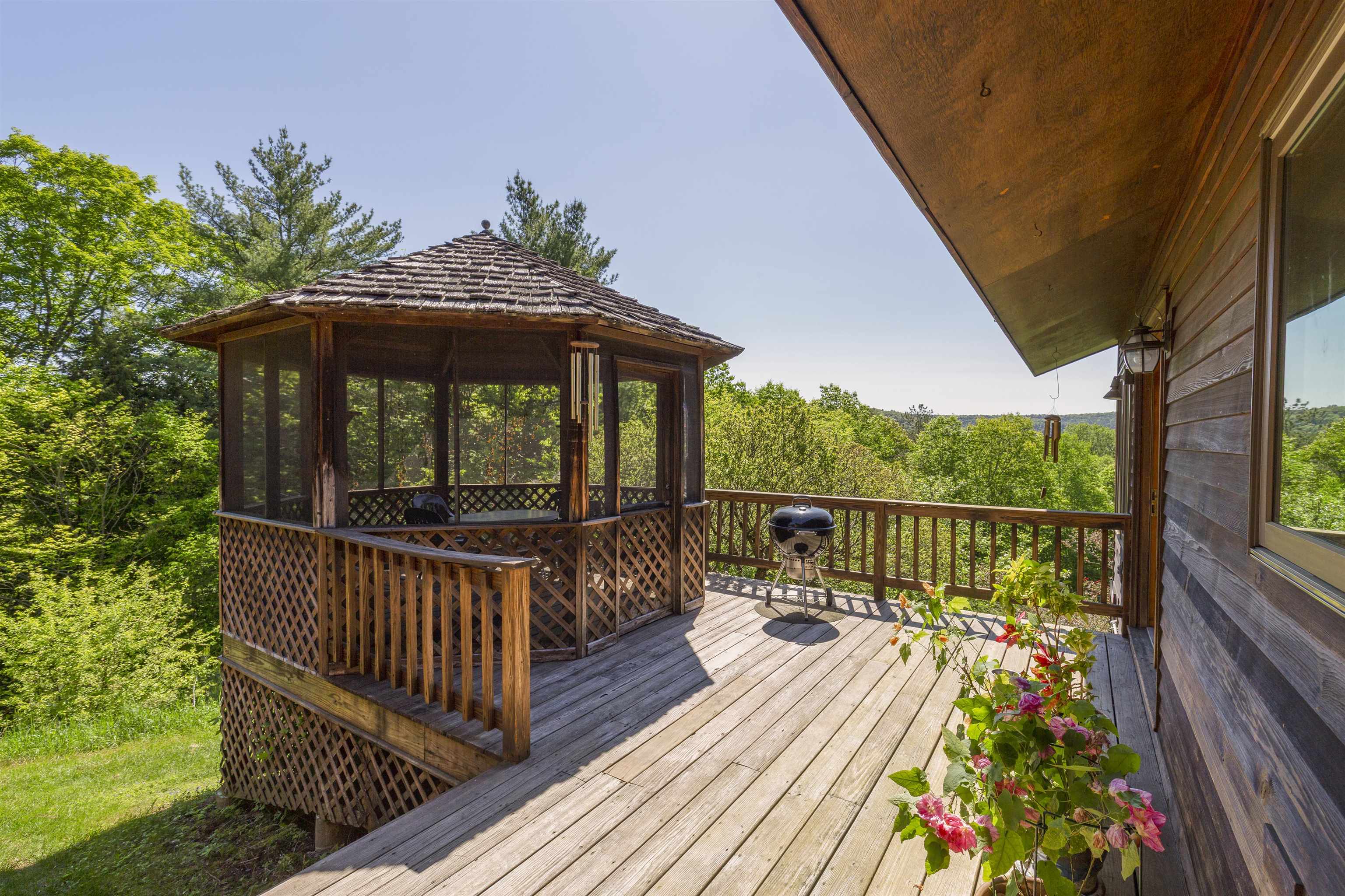 794 Sawnee Bean Road Thetford, VT 05075 - Photo 8 of 45
