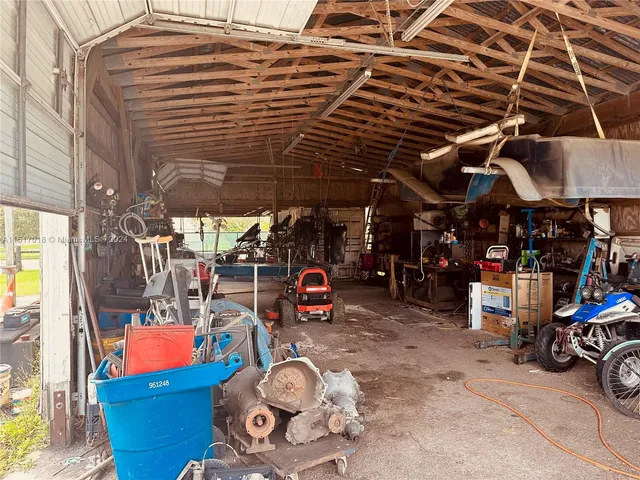 $5,500,000 | 5901 Southwest 160th Avenue, Southwest Ranches, FL 33331