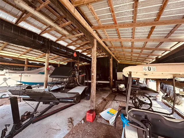 $5,500,000 | 5901 Southwest 160th Avenue, Southwest Ranches, FL 33331