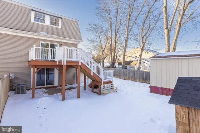 $610,000 | 122 Mayfair Drive Northeast, Leesburg, VA 20176