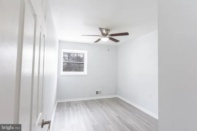 $610,000 | 122 Mayfair Drive Northeast, Leesburg, VA 20176