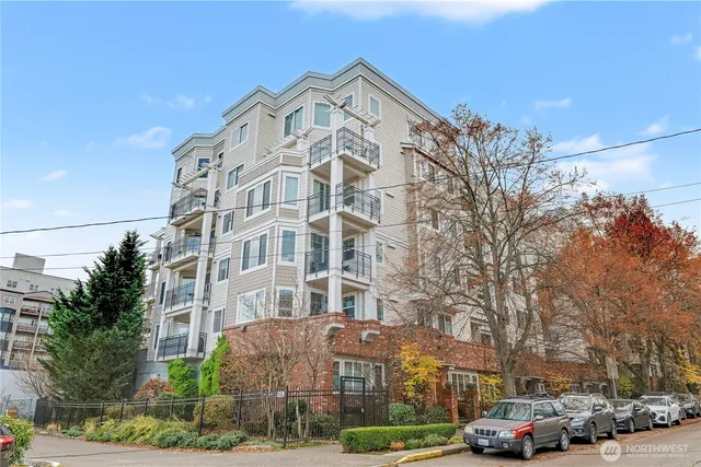 $1,900 | 1525 Northwest 57th Street, Unit 631, Seattle, WA 98107