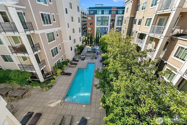 $1,900 | 1525 Northwest 57th Street, Unit 631, Seattle, WA 98107