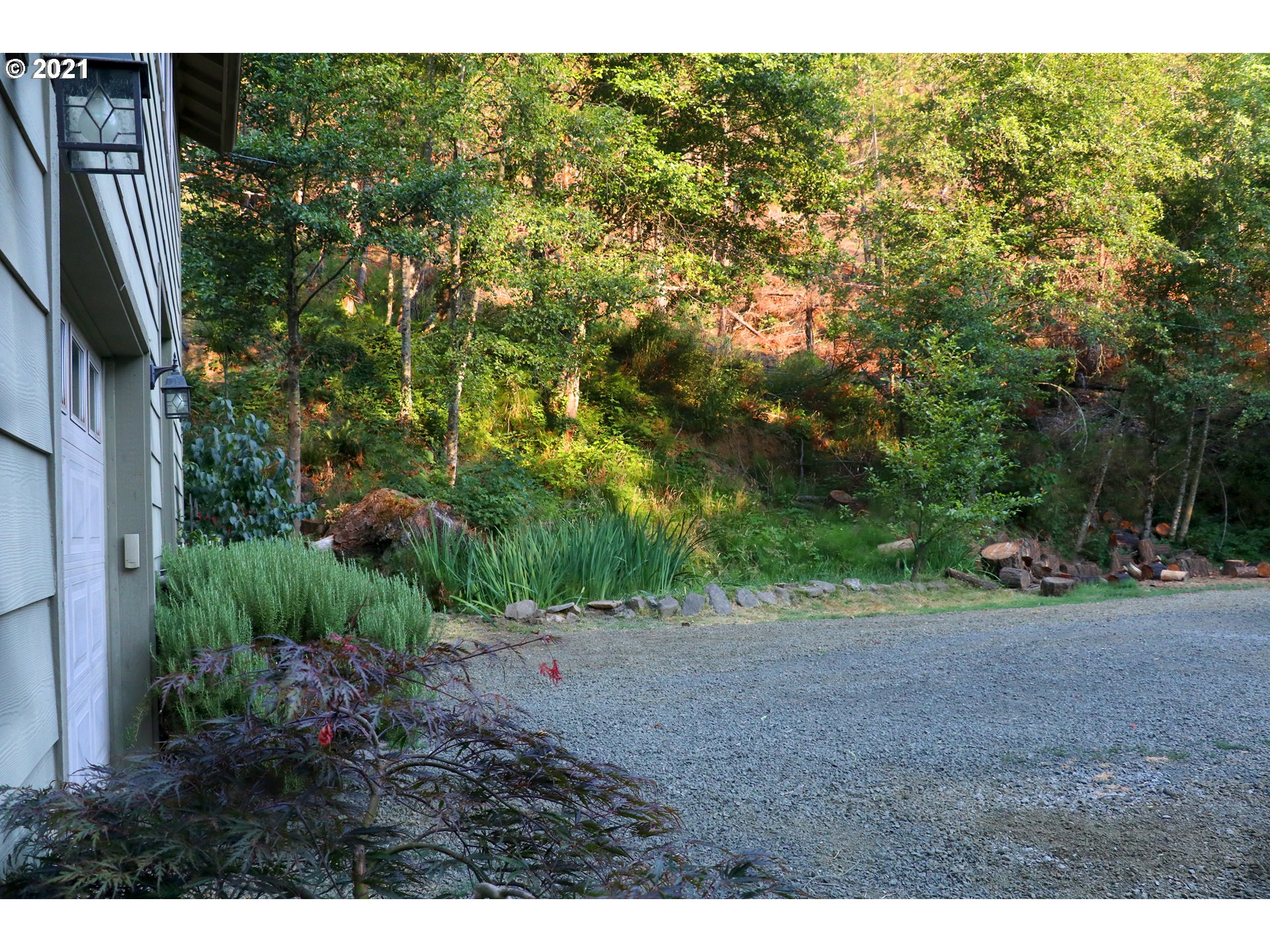 5478 Little River Road Glide, OR 97443 - Photo 3 of 27 Gallery Image 3