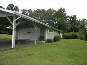 64 East Allens Bridge Road Greeneville, TN 37743 - Photo 4 of 21 Approach carportgarage