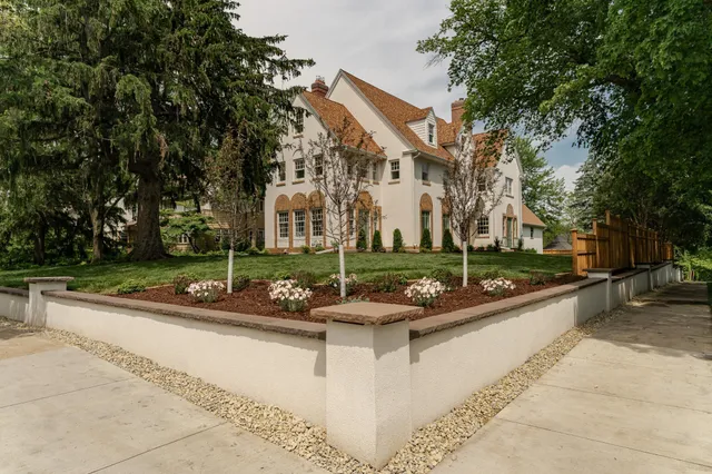 $2,150,000 | 925 6th Street Southwest, Rochester, MN 55902