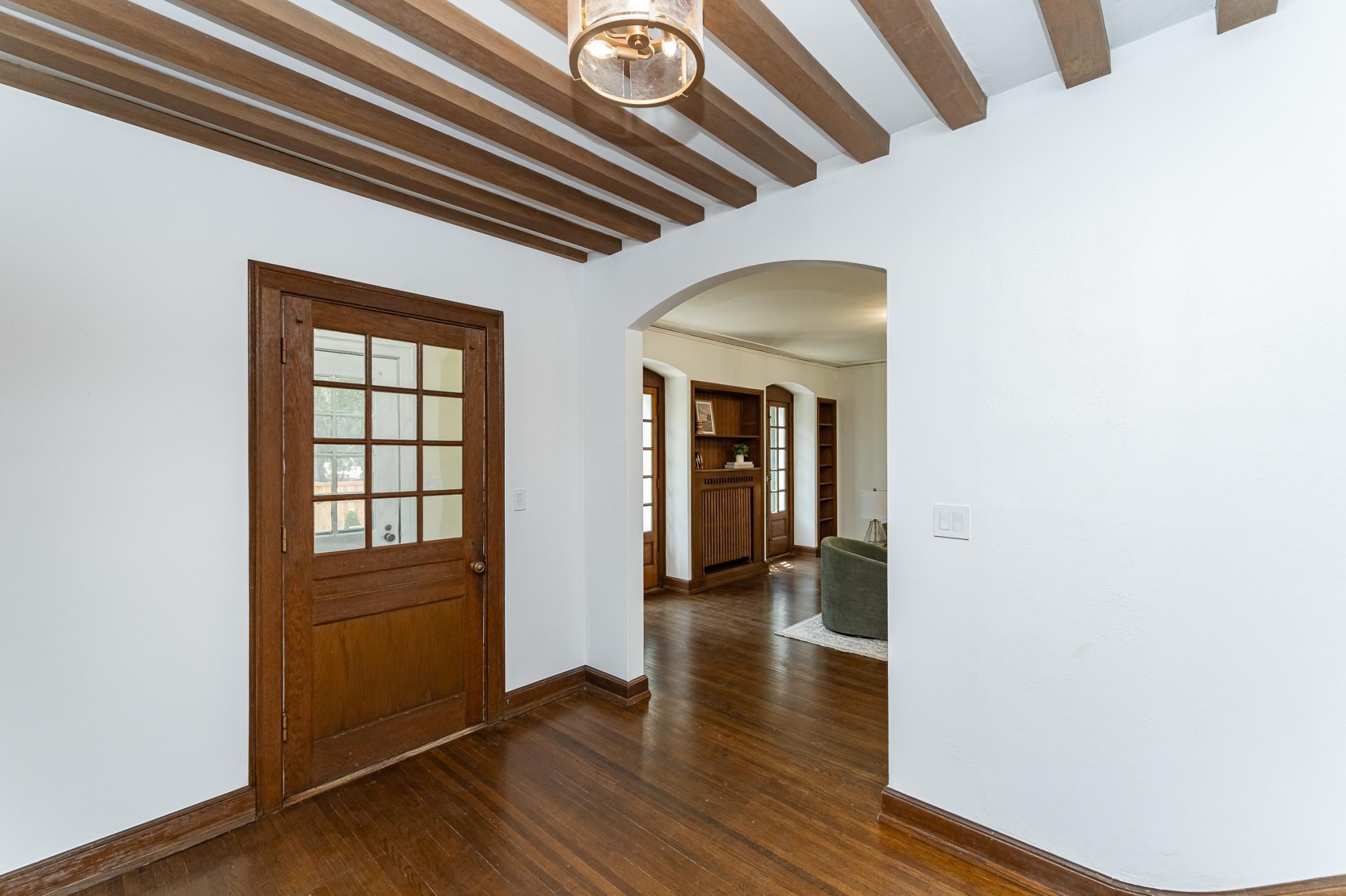 925 6th Street Southwest Rochester, MN 55902 - Photo 13 of 100