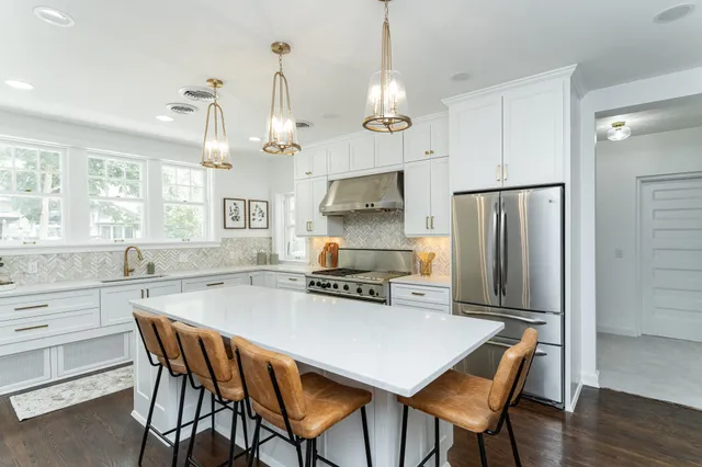 $2,150,000 | 925 6th Street Southwest, Rochester, MN 55902