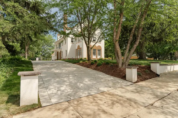 $2,099,900 | 925 6th Street Southwest, Rochester, MN 55902