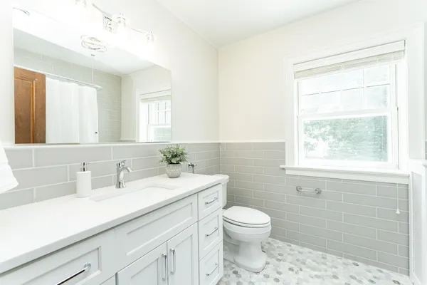 $2,099,900 | 925 6th Street Southwest, Rochester, MN 55902