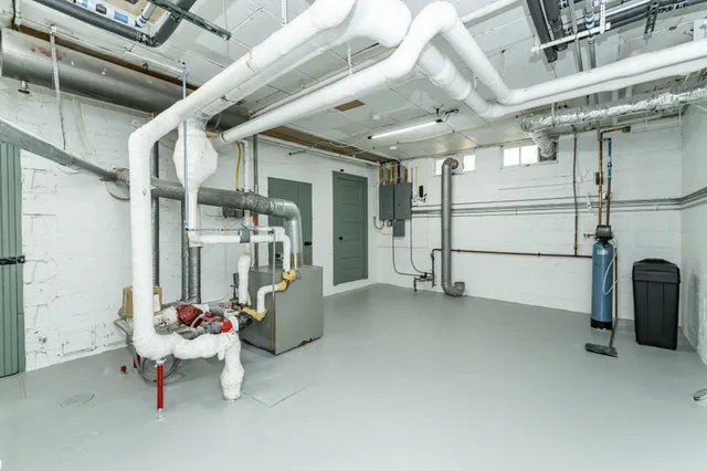 $2,150,000 | 925 6th Street Southwest, Rochester, MN 55902